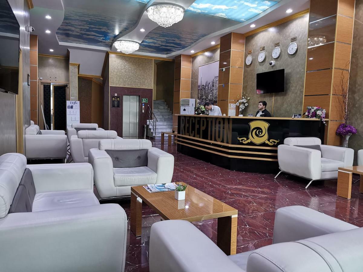 Grand Georgian Palace 巴统 外观 照片